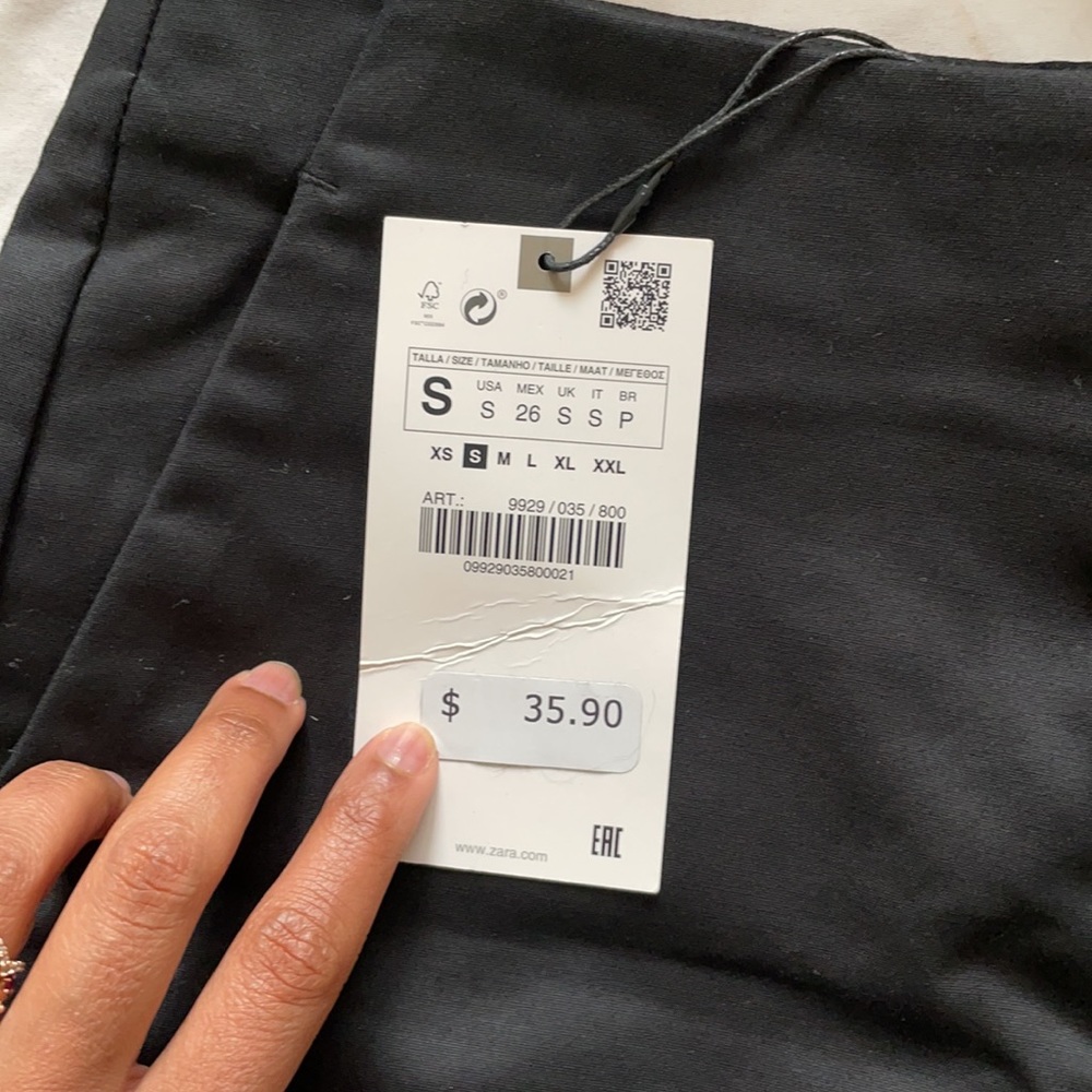 Zara Bottom Ruffled Shorts— New! - Picture 5 of 8